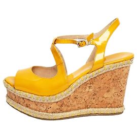 Jimmy Choo Sandali compensati in pelle verniciata gialla e sughero - taglia EU 35.5