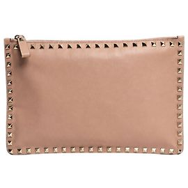 Valentino Clutch pouch grande Rockstud de piel beige