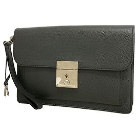 Borsa a pochette Louis Vuitton Taiga Neo Belaia
