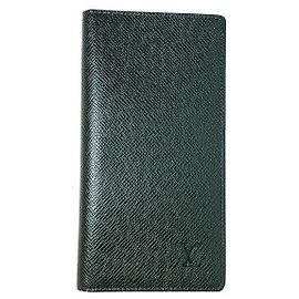 Louis Vuitton Taiga Portefeuille Carte Credit Long Wallet