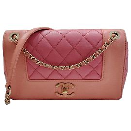 Borsa a tracolla Chanel Mademoiselle Two Tone Pink Coral