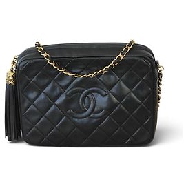 Chanel Borsa Camera in pelle d'agnello nera