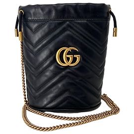 Gucci Borsa a Secchiello Crossbody GG Marmont Nera