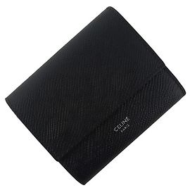 Céline Cartera Small Tri-Fold de Piel de Becerro Granulada
