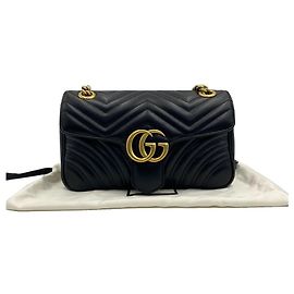 Gucci Borsa a tracolla e spalla GG Marmont in pelle matelassé Small, Nero