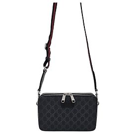 Gucci Bolsa de ombro mini GG Supreme