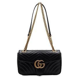 Gucci Borsa a tracolla matelassé chevron nera con catena dorata