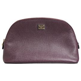 Dolce & Gabbana Carteira de mão com fecho zip em couro roxo escuro com logótipo DG