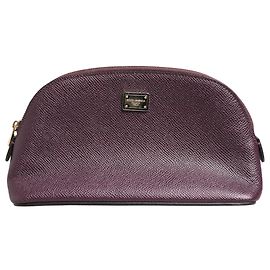 Dolce & Gabbana Carteira de mão com fecho zip em couro roxo escuro com logótipo DG
