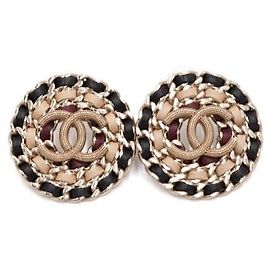 Chanel Orecchini CC Logo con catena dorata