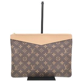 Louis Vuitton Borsa a Pochette Monogram Daily Pouch Clutch Bag