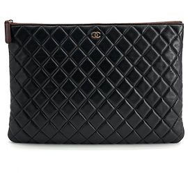 Chanel Clutch Grande in Pelle di Agnello Color Oro