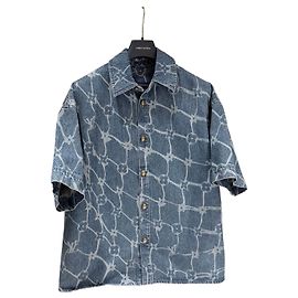 Louis Vuitton Kurzarm-Hemdjacke aus Denim mit Monogramm-Print
