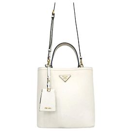 Prada Borsa Tote e Crossbody Piccola Panier in Pelle Saffiano White Black
