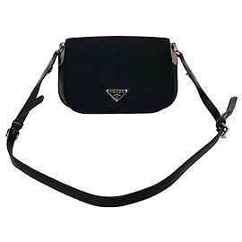 Prada Bolso de hombro Maguette
