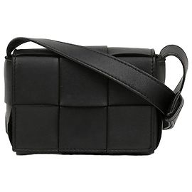 Bottega Veneta Borsa a tracolla Candy Cassette Intrecciato Mini Nera