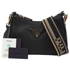 Prada Vitella Daino Schulter- und Crossbody-Tasche Schwarz mit Gold-Akzenten