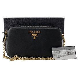 Prada Borsa a tracolla Saffiano con doppia zip e catena