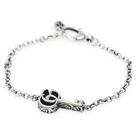 Gucci Bracciale Vintage in Argento Sterling GG Marmont con Charm a Chiave