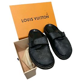 Louis Vuitton Monogram Slip-On Mule Size