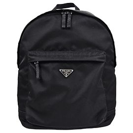 Prada Nylon-Rucksack mit Dreiecks-Logo Schwarz