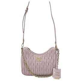 Miu Miu Borsa a tracolla Matelassé in Nappa con catena