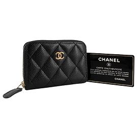 Chanel Cartera Caviar Gold Zipper