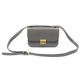 Miu Miu Gray City Schultertasche mit Klappe aus Kalbsleder