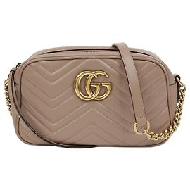 Gucci Bolsa de Ombro GG Marmont Small em Pele Matelassé Dusty Pink