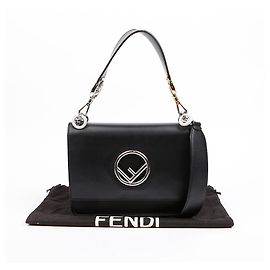 Fendi Borsa a spalla tote Kani in pelle nera