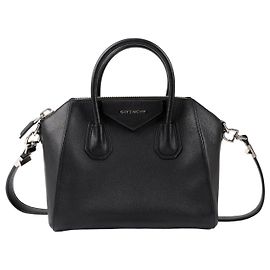 Givenchy Kleine Antigona Schultertasche aus Ziegenleder in Schwarz