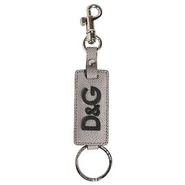 Dolce & Gabbana Herren-Schlüsselanhänger aus grauem Leder mit Logo und Metallring