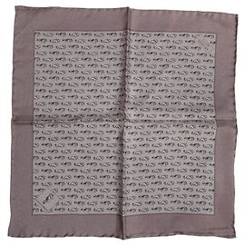 Dolce & Gabbana Foulard quadrato in seta con motivo cavalluccio marino marrone