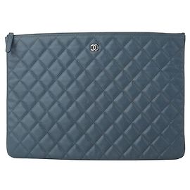 Chanel Clutch Classic Caviar Silver Large