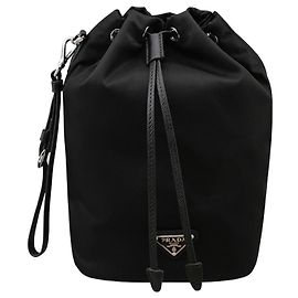 Prada Borsa bucket pouch in nylon nera