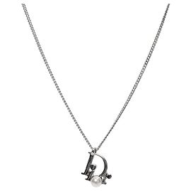 Dior Collar de perlas Oblique