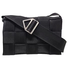 Bottega Veneta Bolso Cassette de tejido Intrecciato negro