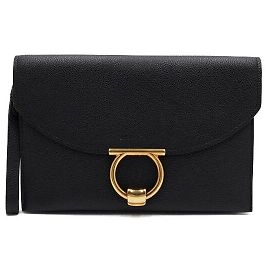 Salvatore Ferragamo Clutch Margo in pelle nera con chiusura Gancini dorata