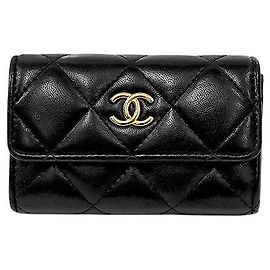 Chanel Kartenetui feuervergoldet schwarz