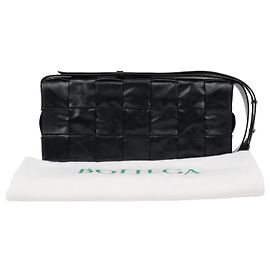 Bottega Veneta Borsa a tracolla Cassette in Intrecciato Stretch