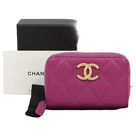 Chanel Portacarte con zip Logo