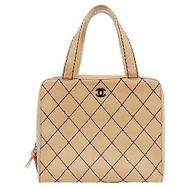 Chanel Borsa Tote Wild Stitch Beige