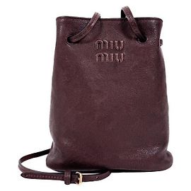 Miu Miu Bolso bandolera mini pouch de piel Napa para mujer Tundra