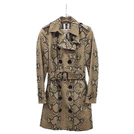 Burberry Gabardina con estampado de pitón