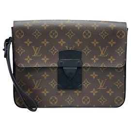 Louis Vuitton Pochette Monogram S-Lock