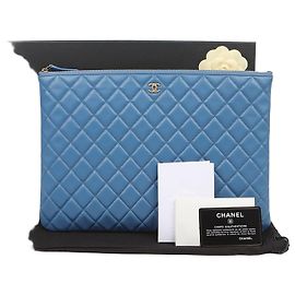 Chanel Clutch Grande Classica
