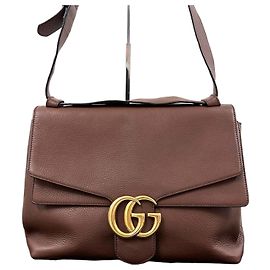 Gucci Bolsa de Ombro com Aba em Couro GG Marmont