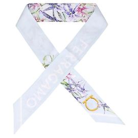 Salvatore Ferragamo Skinny Scarf in Seta Twill con Stampa Gaia