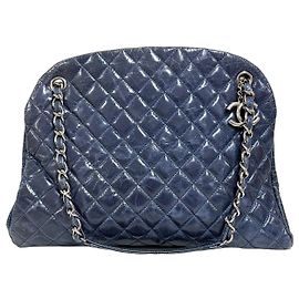 Chanel Bolsa Bowling Mademoiselle Bolsa de ombro com corrente