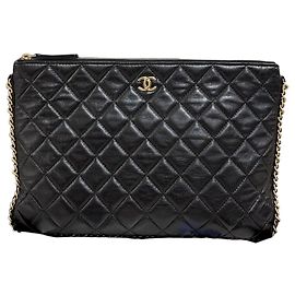 Chanel Clutch con dettaglio a catena Nero